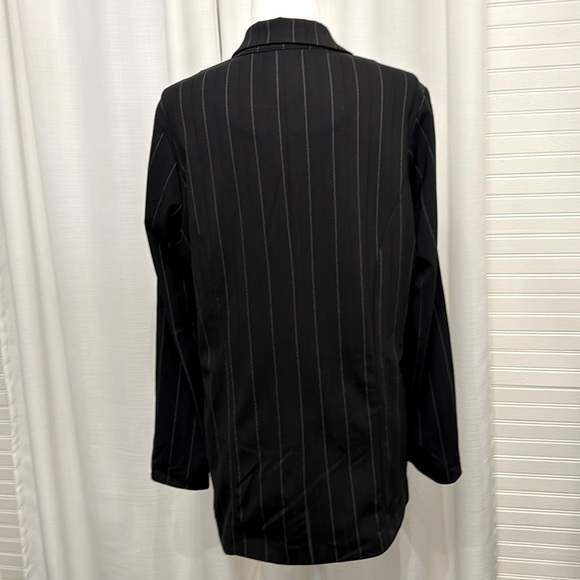 Liverpool black with white stripe boyfriend blazer size large - Picture 4 of 6
